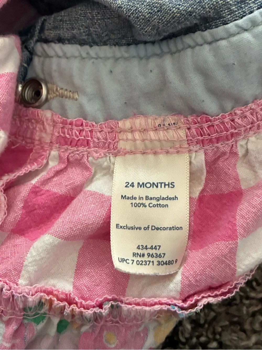 Oshkosh size 24 months.